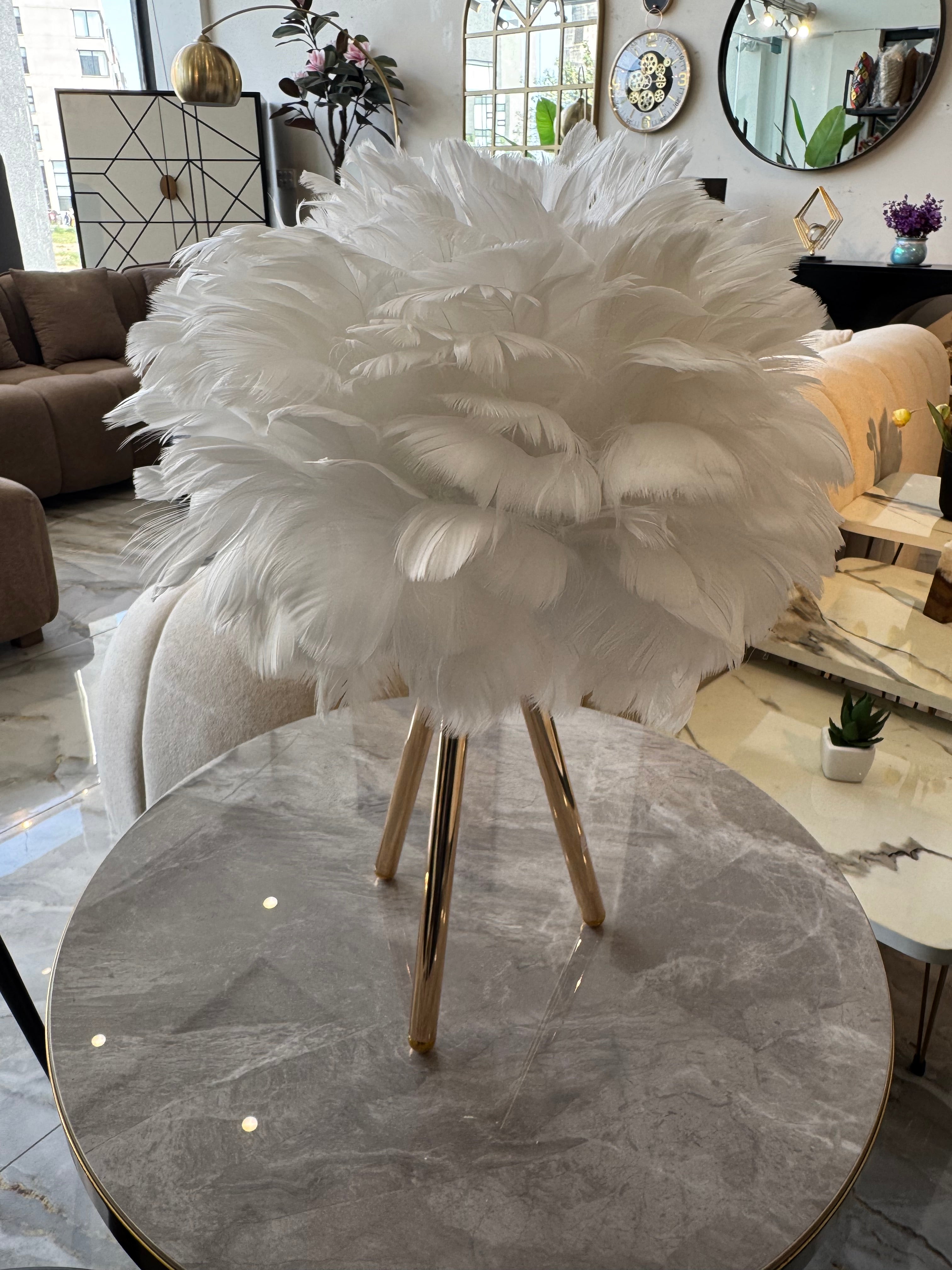 Feather table lamp
