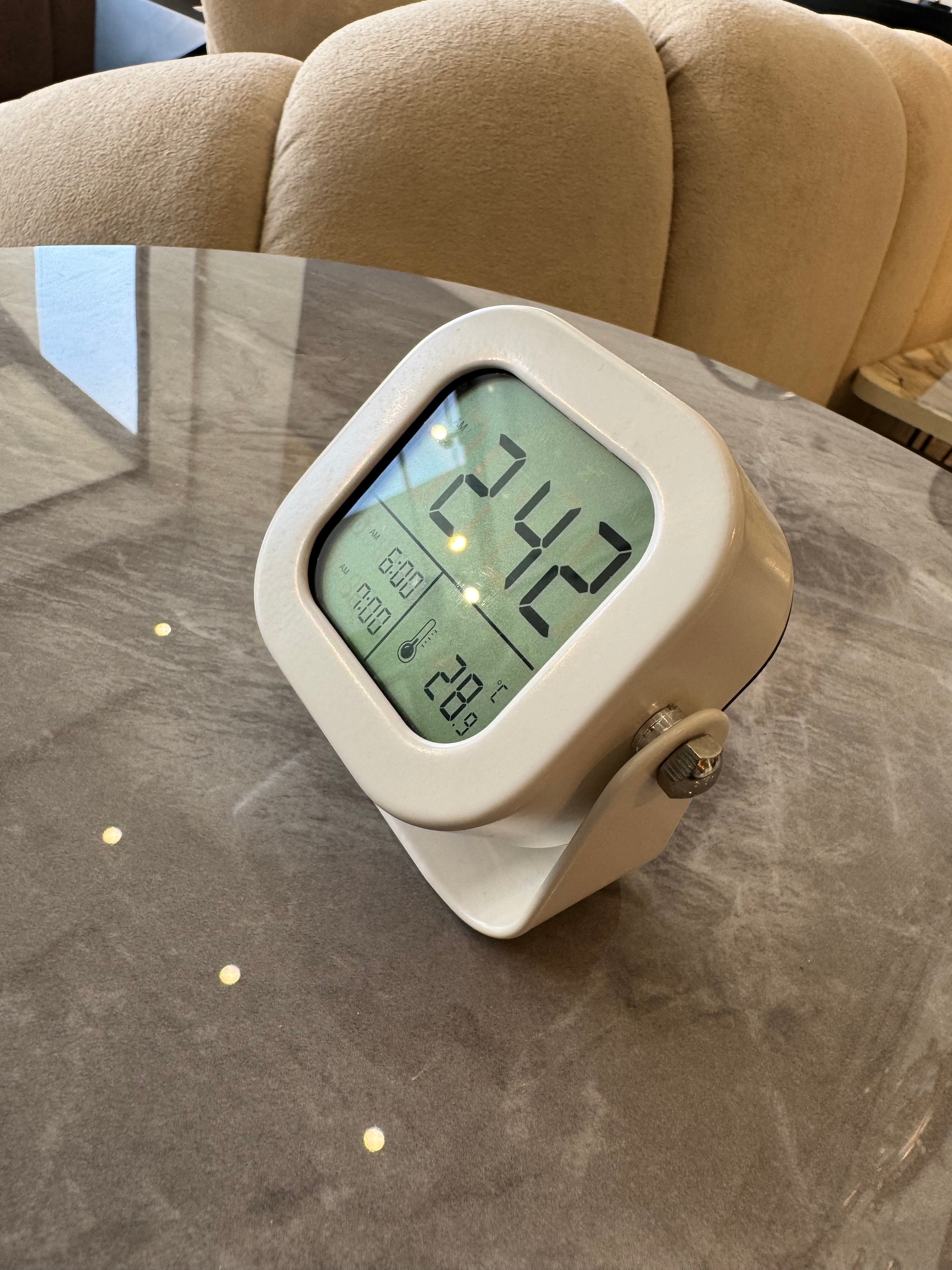Table clock
