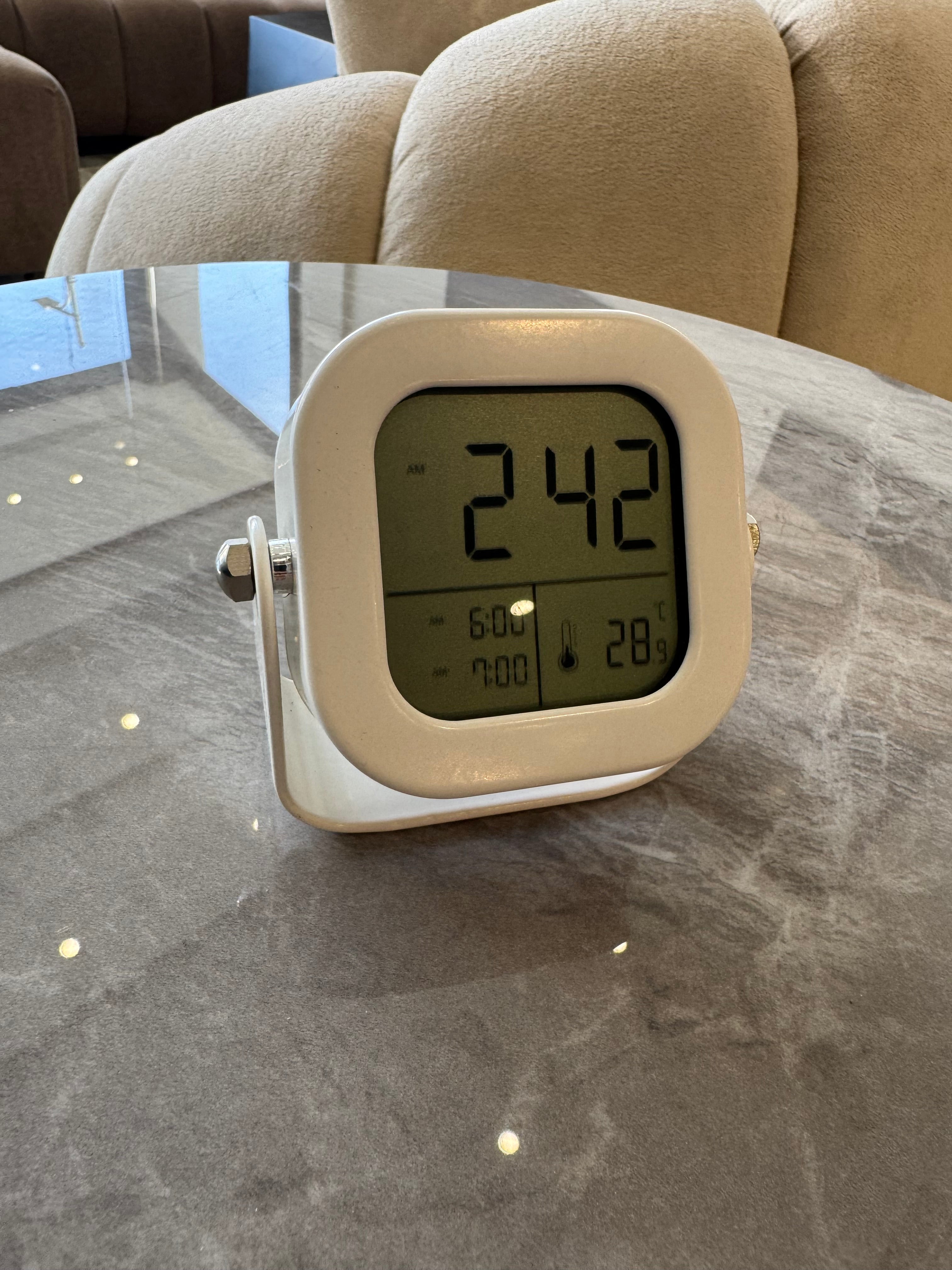 Table clock