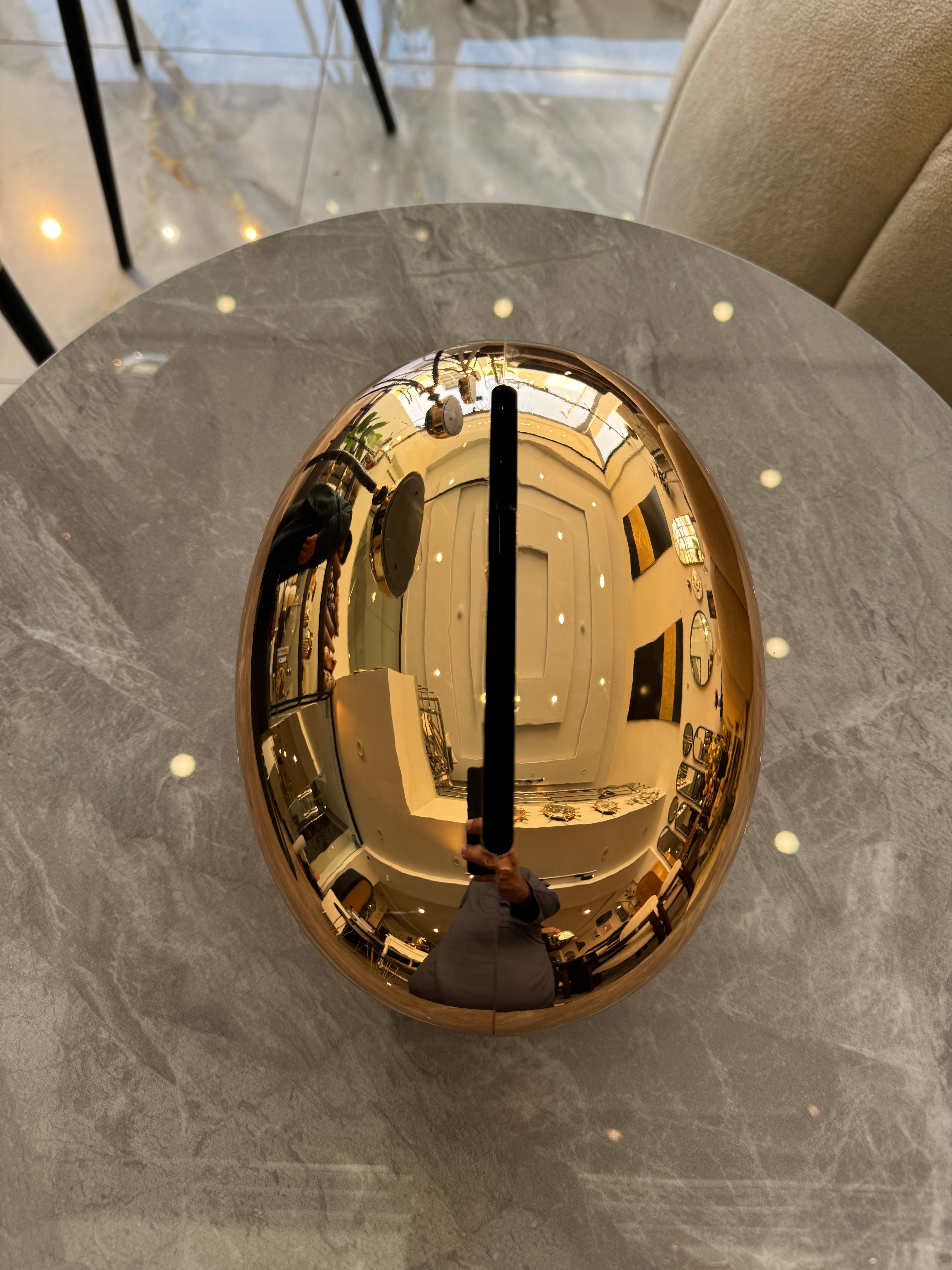 Gold tissue box g4
