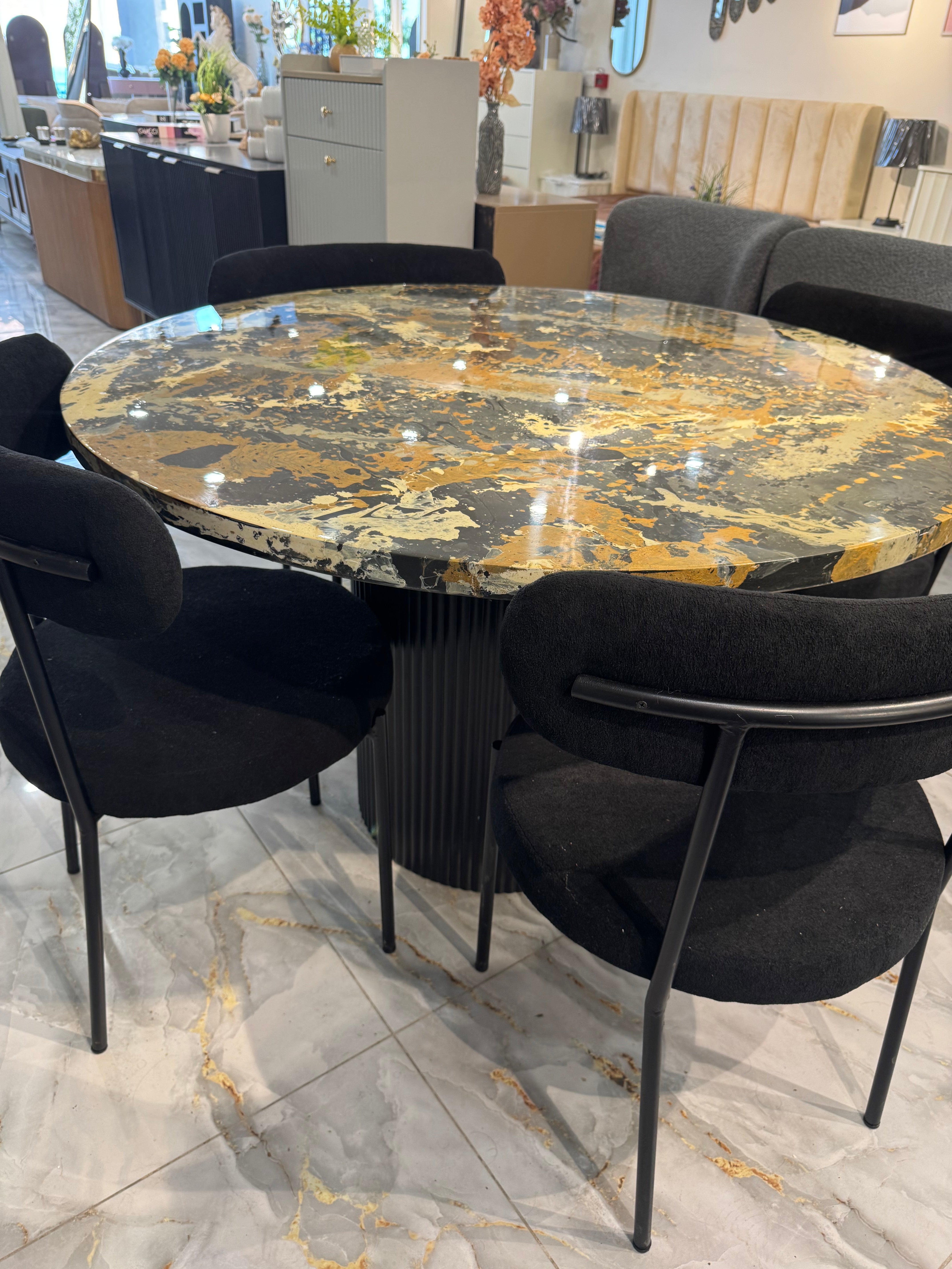 Marina hydrodip dining