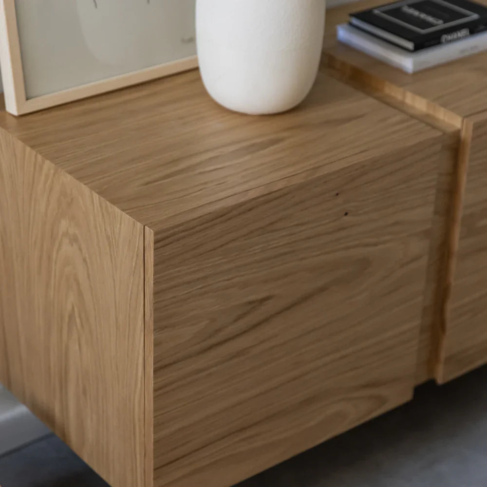 lifestyle media console