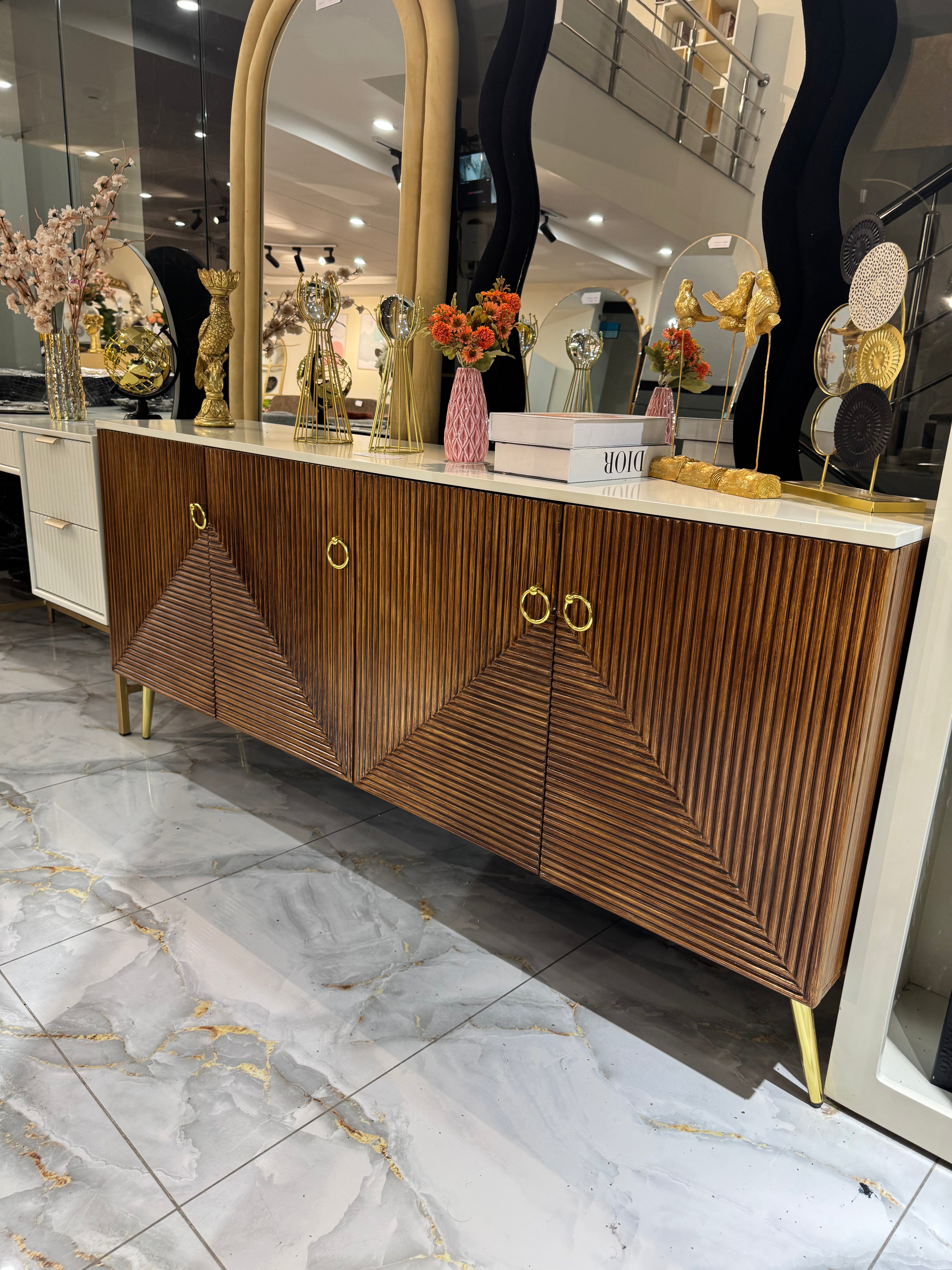 Baleria sideboard