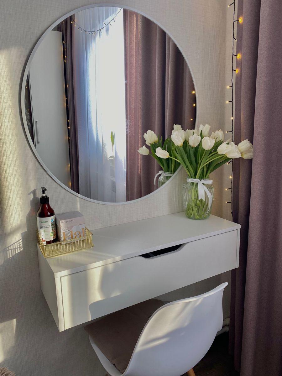 Brooklyn makeup vanity