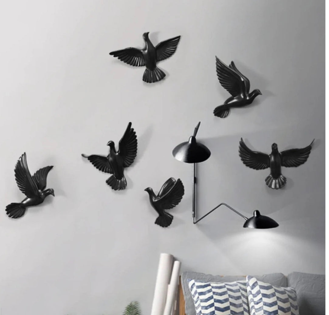 Golden wall hanging birds set
