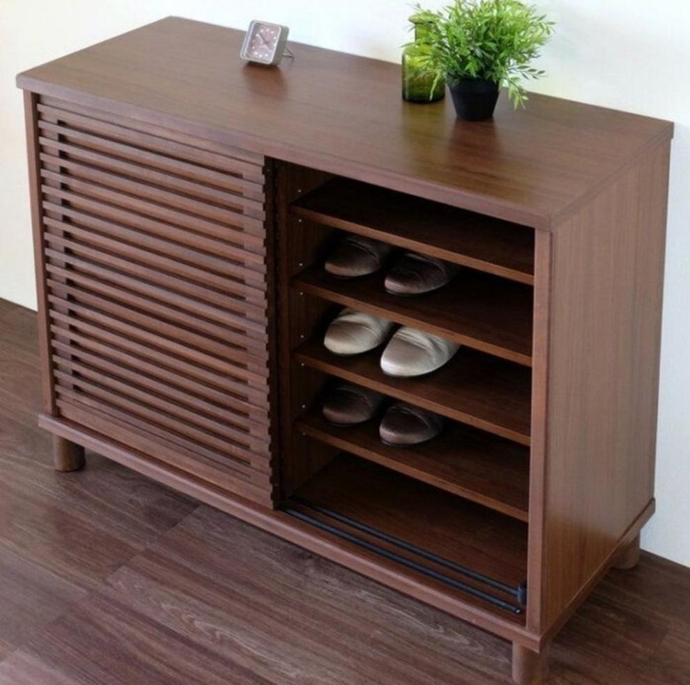 Mini alpha shoe rack