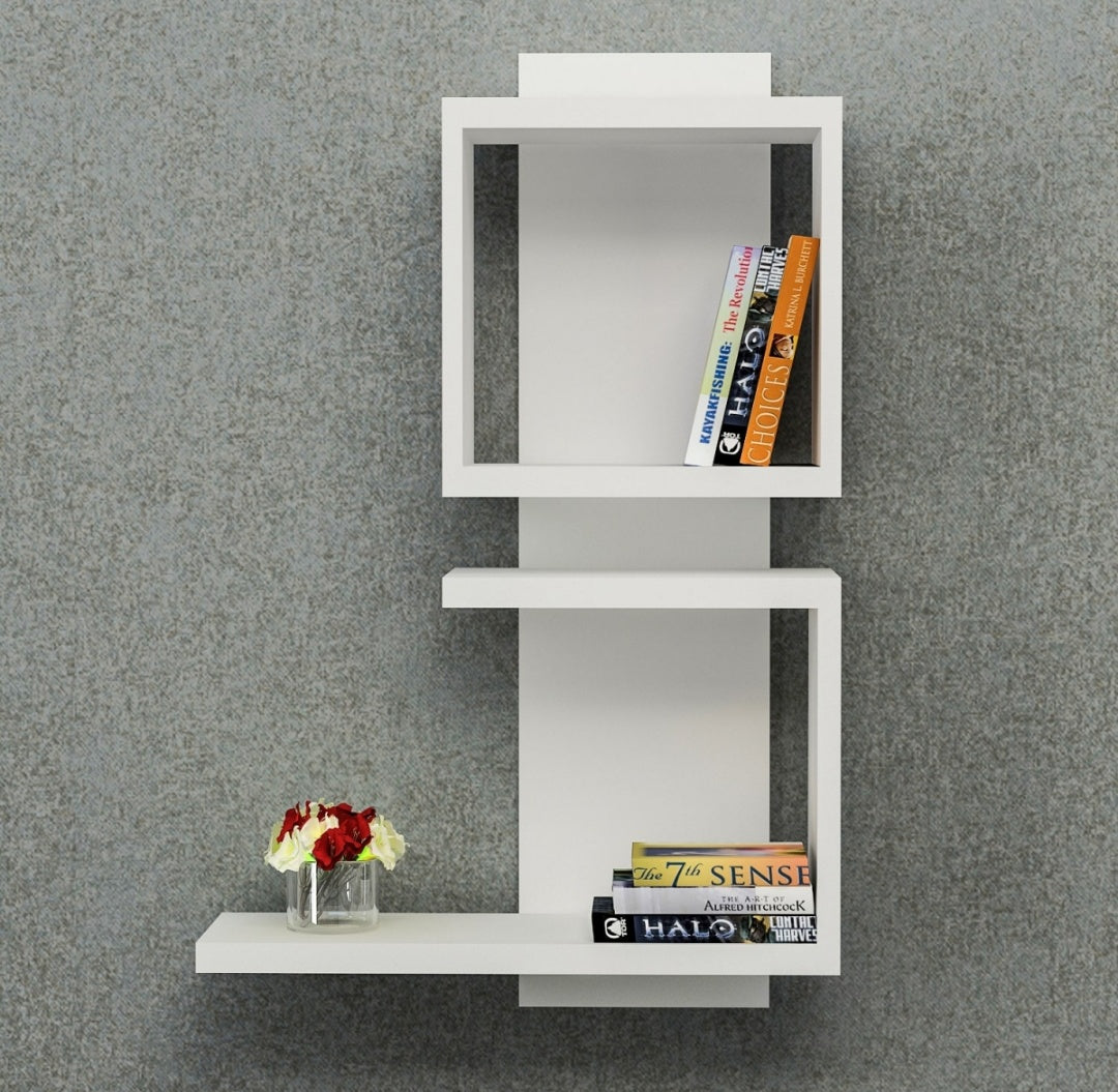Lia book shelf