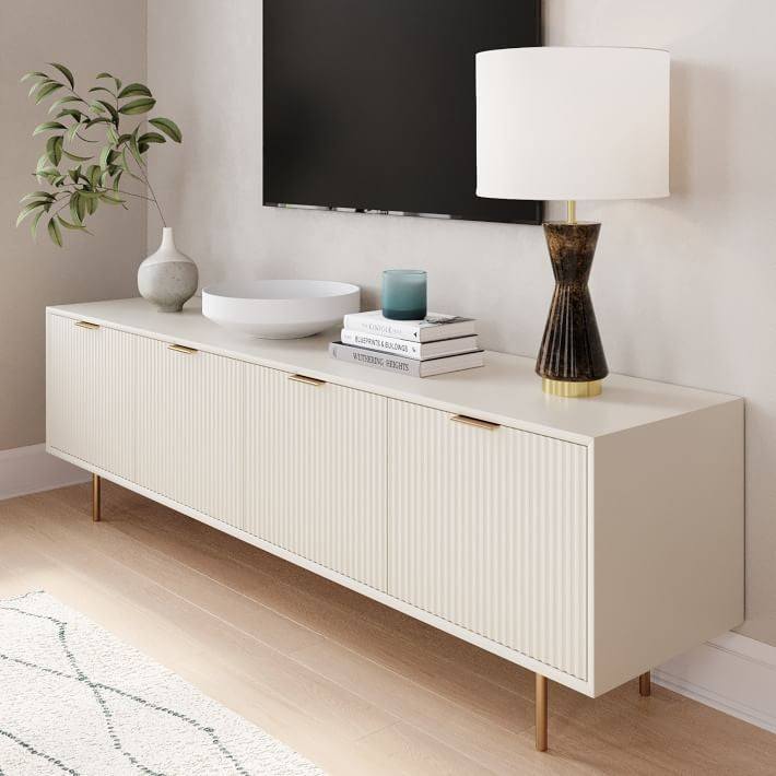 Quinn led console