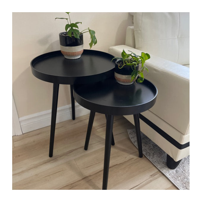 Seldon nesting tables