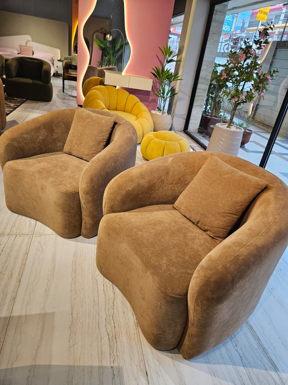 Aura sofa chair