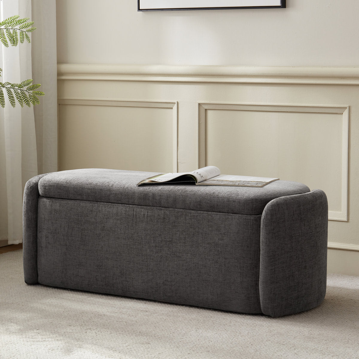 Emlo storage bench